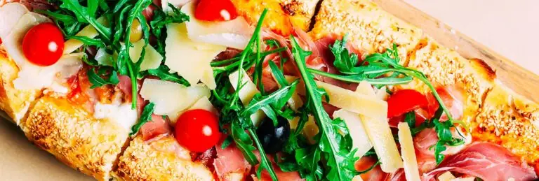 high hydration pizza-alla pala crumb
